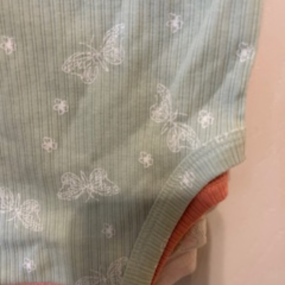 Rachel Zoe - baby 5 pack bodysuits size 3-6m - Picture 4 of 5